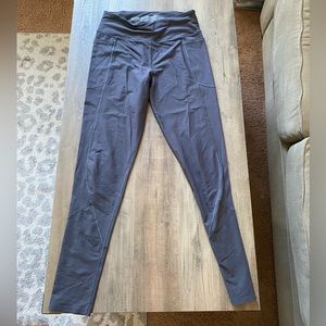 Victoria’s Secret “Victoria Sport” Leggings Size Medium